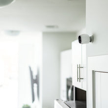 Load image into Gallery viewer, Arlo - Wireless Home Security Camera System | Night vision, Indoor\/Outdoor, HD Video, Wall Mount | Includes Cloud Storage & Required Base Station | 1-Camera System (VMS3130)